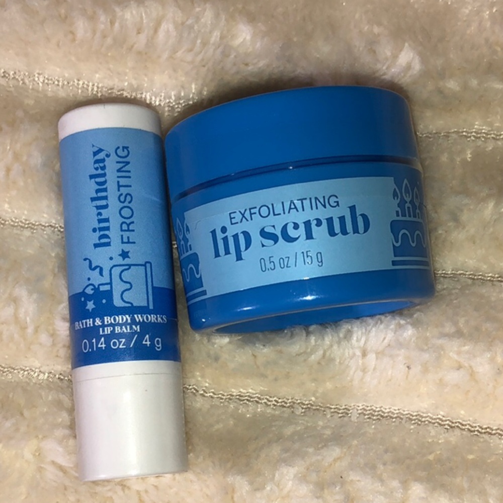 B&BW NWT Birthday Frosting Exfoliating Lip Scrub & Lip Balm Set